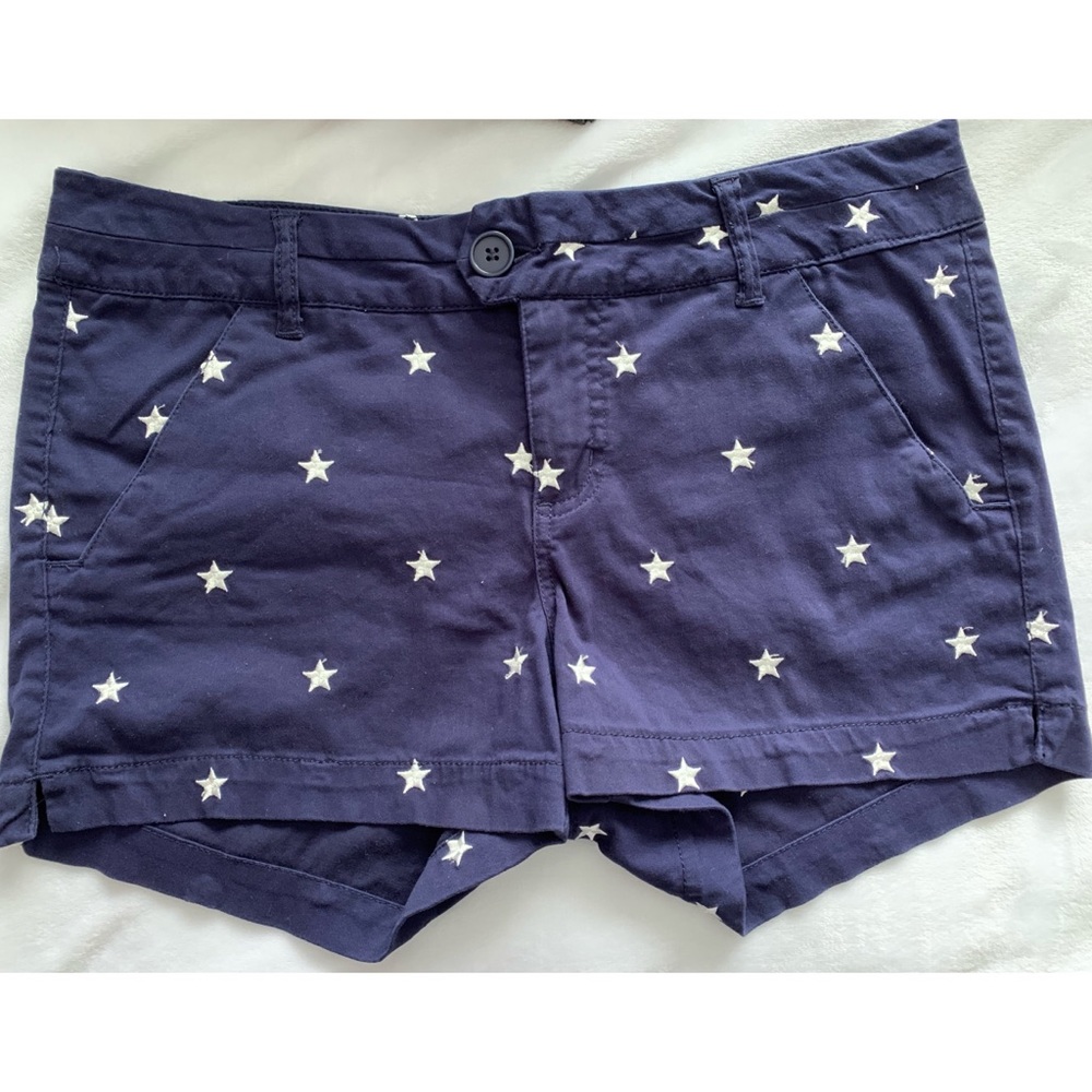 Star Shorts